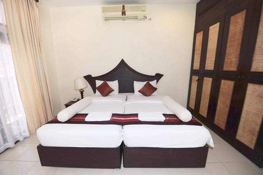 Napalai Pool Villa Resort Pattaya Bagian luar foto