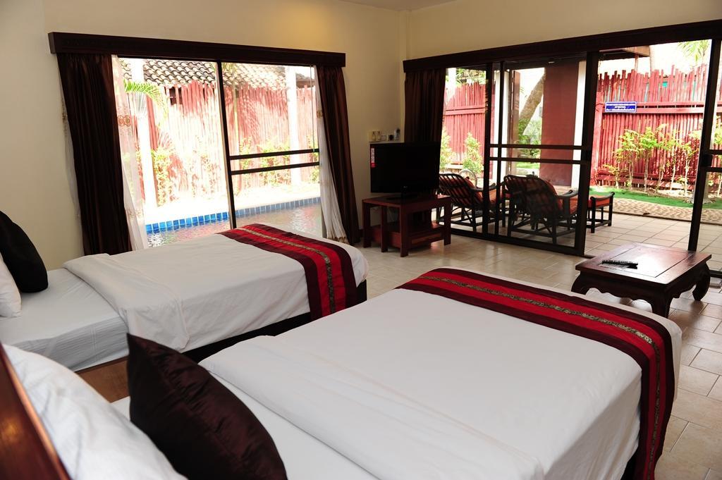 Napalai Pool Villa Resort Pattaya Bagian luar foto