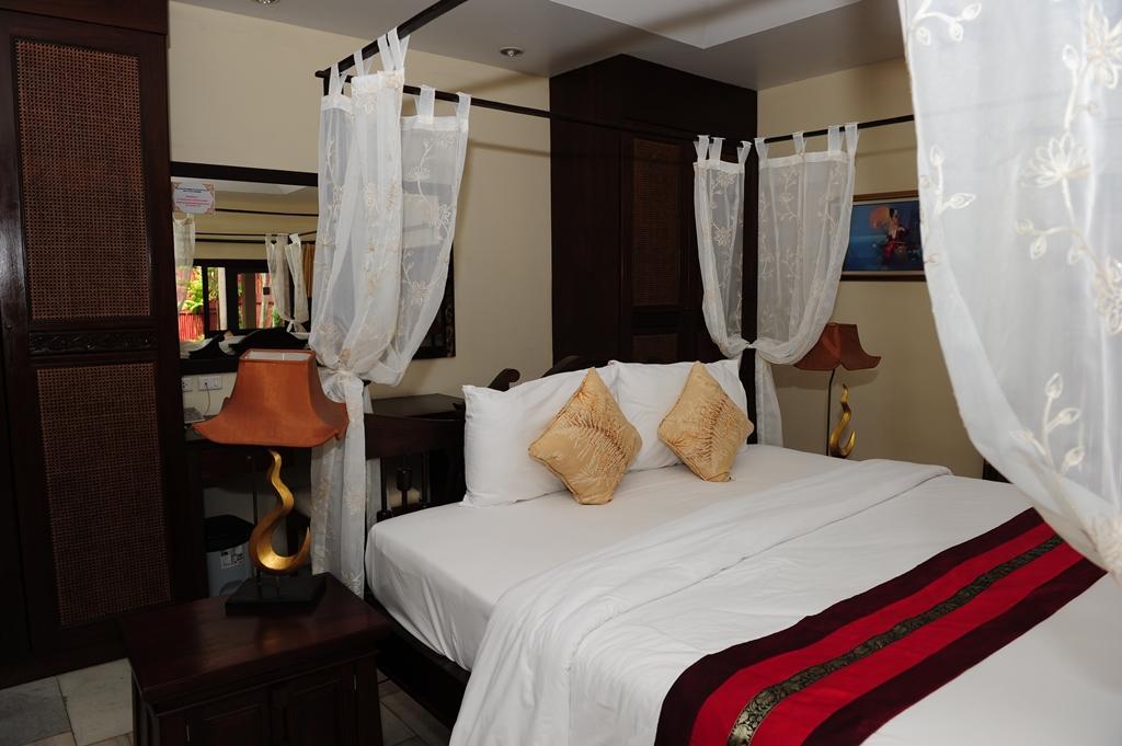 Napalai Pool Villa Resort Pattaya Bagian luar foto