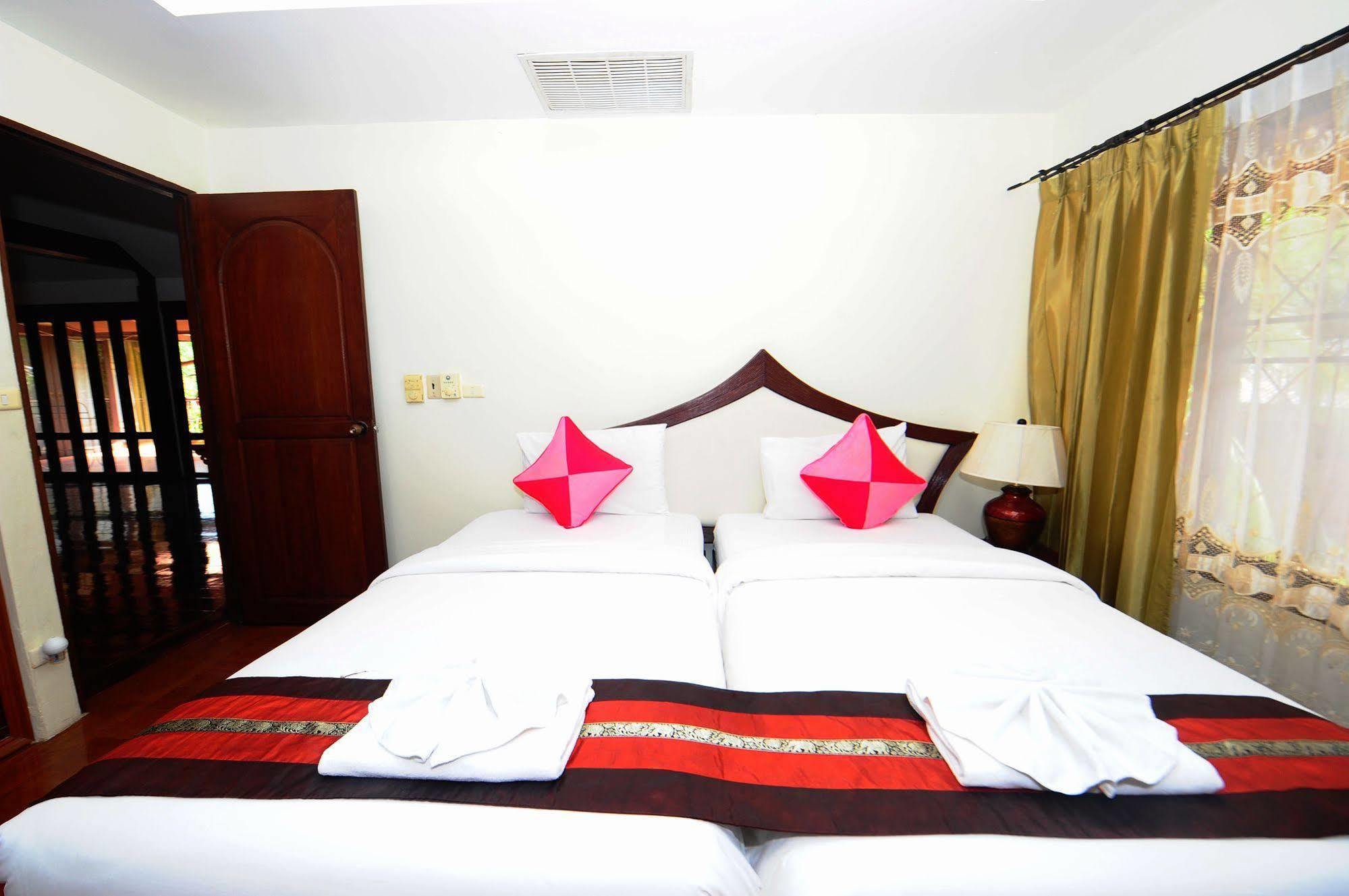 Napalai Pool Villa Resort Pattaya Bagian luar foto